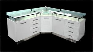 Corner - Glass line
