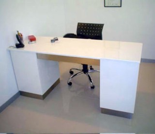 Desks 25