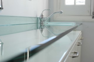 Glass Line 10