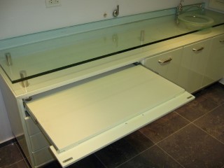 Glass Line 26
