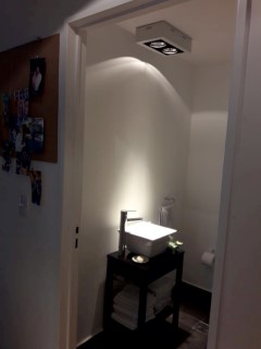 Bathrooms 25