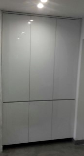 Furniture Closets 17